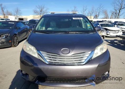 2015 Toyota Sienna Xle z USA, uszkodzony, nr VIN 5TDYK3DC3FS622147